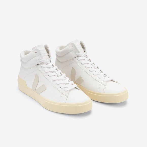 VEJA MINOTAUR CHROMEFREE LEATHER WHITE PIERRE BUTTER Size 10 like new condition - Picture 1 of 9